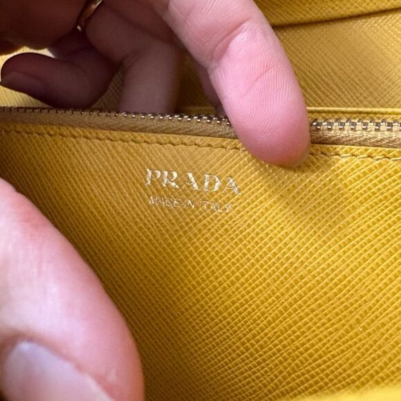 Prada Milano 2in1 Blue Long Wallet with Authenticity Card and Box - Picture 10 of 15